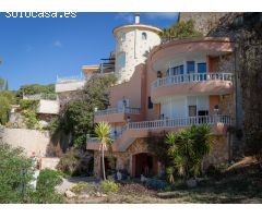 Villa con espectaculares vistas al mar.