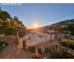 Casa soleada con piscina y vistas despejadas en Serra Brava, Lloret de Mar
