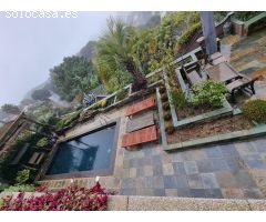 Impresionante casa en Cala Canyelles-Urcassa