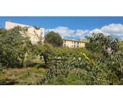 Venta de solar urbano de 1.100 m2 en Lloseta