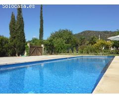 Venta de finca con jardín y piscina en Binissalem