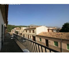 Edificio de 373 m2 en Pollença: 2 plantas, 2 apartamentos independientes y muchas posibilidades