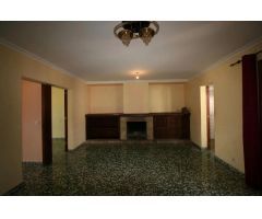 Edificio de 373 m2 en Pollença: 2 plantas, 2 apartamentos independientes y muchas posibilidades
