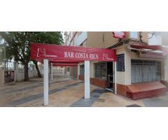 SE VENDE BAR EN PLENO FUNCIONAMIENTO CON ALTA RENTABILIDAD