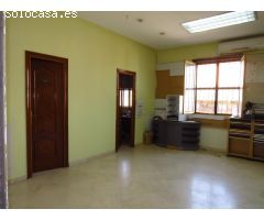 Local comercial en Bollullos
