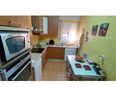 Tu hogar ideal te está esperando a solo 100 metros del mar.