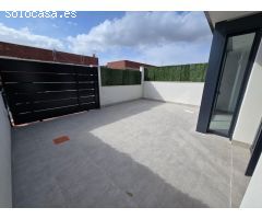 Villa moderna de 2 dormitorios en el centro de Terreros: ¡¡En OFERTA!!