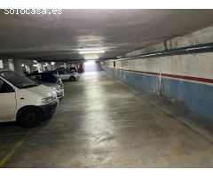 Plazas de aparcamiento en venta o alquiler en Vilanova i la Geltrú, Av Francesc Macià 137