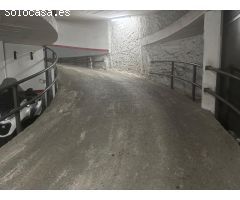 Plaza de aparcamiento en venta en el centro de Vilanova i la Geltrú, Rambla Salvador Sama