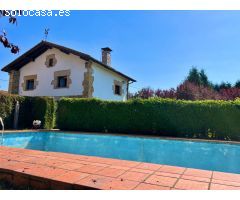 Chalet en Venta en Legutiano, Álava