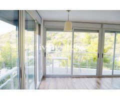 CASA SEMI-NUEVA EN MONTGAVINA CON VISTAS DESPEJADAS
