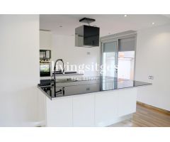 CASA SEMI-NUEVA EN MONTGAVINA CON VISTAS DESPEJADAS