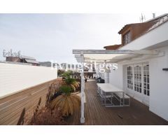 ATICO DUPLEX EN EL CENTRO DE SITGES