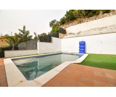 GRAN CASA CON VISTAS AL MAR EN QUINT MAR