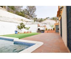 GRAN CASA CON VISTAS AL MAR EN QUINT MAR