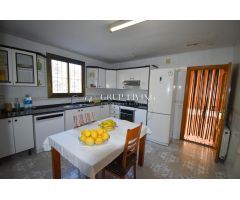 ENCANTADORA CASA EN LA ZONA DE VORA SITGES