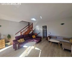 CASA EN LEVANTINA CON VISTAS AL MAR