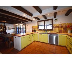 CASA CON LICENCIA TURISTICA EN CAN PERE DE LA PLANA