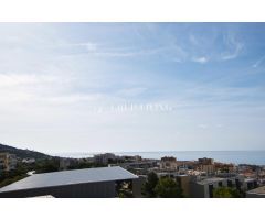 ÁTICO TRÍPLEX CON VISTAS ESPECTACULARES AL MAR EN SITGES