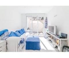 CASA “CAPRICHO”. VIVIENDA MODERNISTA EXCLUSIVA A DOS PASOS DEL MAR