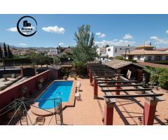 Casa en Venta en La Zubia, Granada