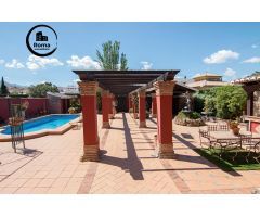 Casa en Venta en La Zubia, Granada