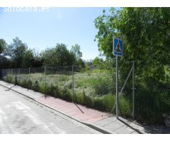 PARCELA PARA VIVIENDAS UNIFAMILIARES EN ZONA RESIDENCIAL JUNTO AL INSTITUTO RAMON Y CAJAL
