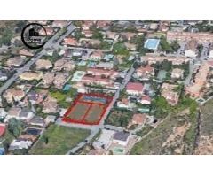 Parcelas de 606m2  en la Urbanización Colinas Bermejas- MONACHIL