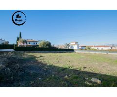 Parcelas de 606m2  en la Urbanización Colinas Bermejas- MONACHIL