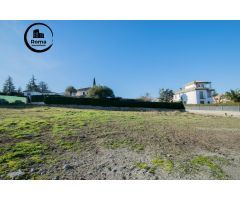 Parcelas de 606m2  en la Urbanización Colinas Bermejas- MONACHIL