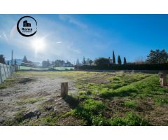Parcelas de 606m2  en la Urbanización Colinas Bermejas- MONACHIL