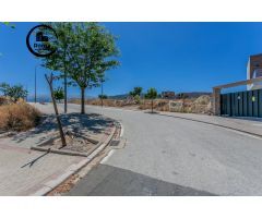 se vende terreno en Otura