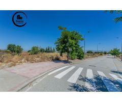 se vende terreno en Otura