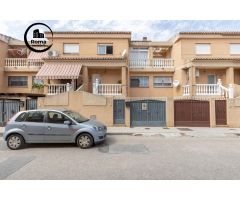 Adosado en Venta en Vegas del Genil, Granada