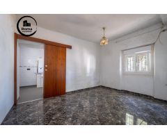 ¡MAGNÍFICA OPORTUNIDAD EN EL CHAPARRAL!