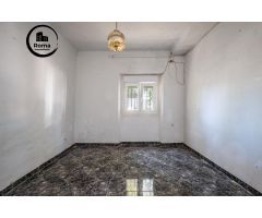 ¡MAGNÍFICA OPORTUNIDAD EN EL CHAPARRAL!