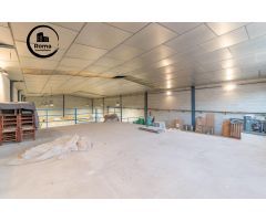 NAVE EN VENTA EN EL POLÍGONO JUNCARIL