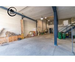 NAVE EN VENTA EN EL POLÍGONO JUNCARIL