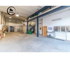 NAVE EN VENTA EN EL POLÍGONO JUNCARIL