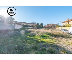 Venta de solar urbano, urbanización Cortijo de la Luz