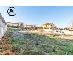 Venta de solar urbano, urbanización Cortijo de la Luz