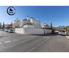 ESPECTACULAR CHALET EN LA URB. VILLAS BLANCAS