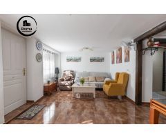 Adosado en Venta en Pinos Puente, Granada