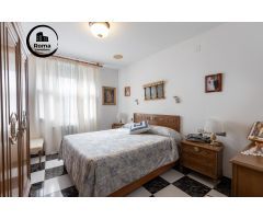 Casa independiente, terraza en ático y locales