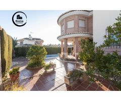 MAGNIFICO CHALET EN PANTANO DE CUBILLAS