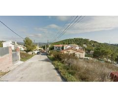 Terreno urbano en Venta en Canyelles, Barcelona