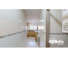 Piso en Venta en Barbera del Valles, Barcelona