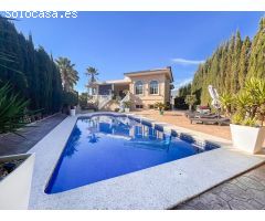 Villa de Lujo en Venta en lAlfas del Pi, Alicante