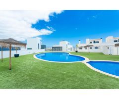 Adosado en Venta en Finestrat, Alicante
