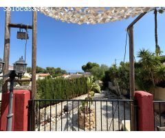 Chalet Independiente con Piscina Privada en Venta en Alfaz del Pi
